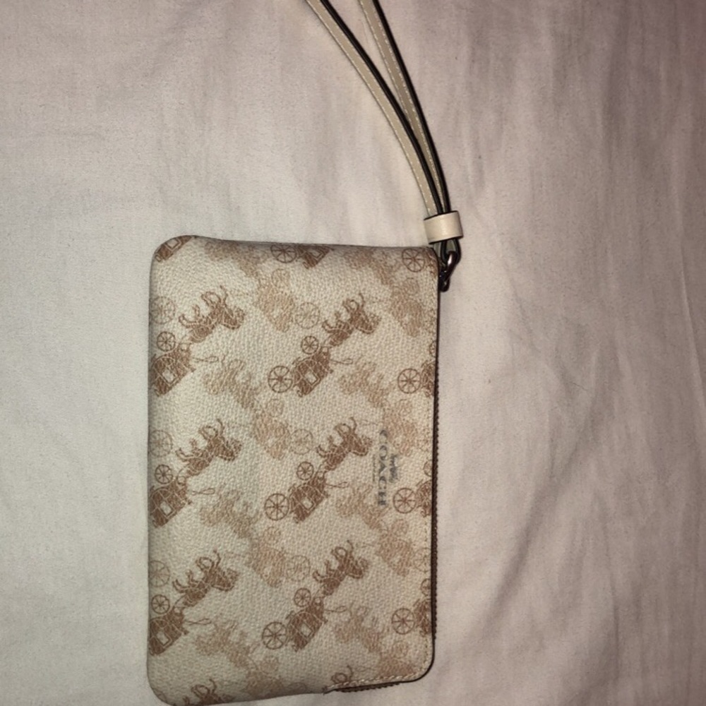 BRAND NEW COACH WRISTLET